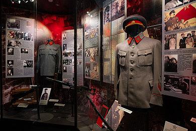 AI巨头势不可挡 英伟达2026年收入或达1300亿美元